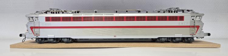 LOCOMOTIVE ELECTRIQUE CC40101 LIVREE ARZENS SNCF