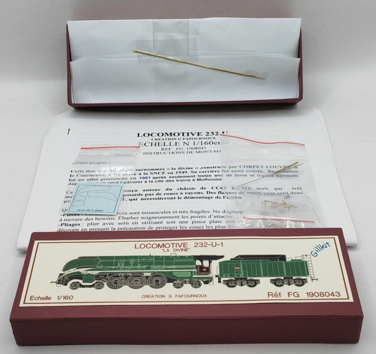KIT A MONTER LOCOMOTIVE TYPE 232 U 1 LA DIVINE