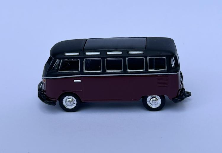 VW KOMBI T1 MINIBUS SAMBA BORDEAU ET NOIR