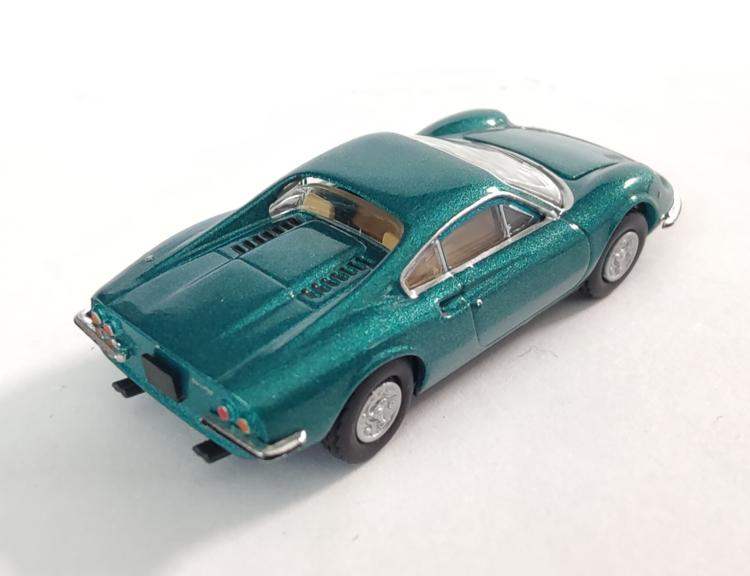 FERRARI DINO 246 GT VERT METALLISE