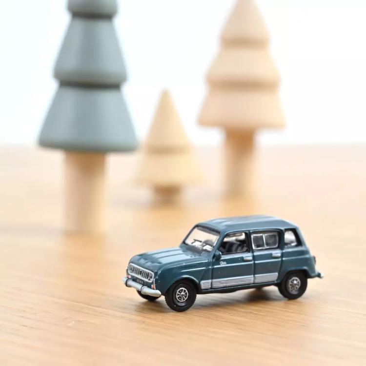 RENAULT R4 CLAN 1986 VERT SEQUOIA