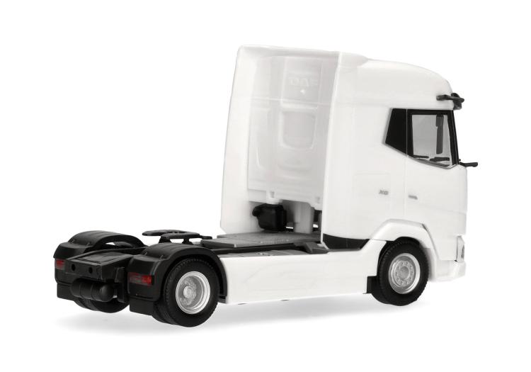 TRACTEUR DAF XG RESTYLE 2 ESSIEUX BLANC