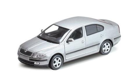 BERLINE TRI-CORPS 4 PORTES SKODA OCTAVIA GRIS METALLISE