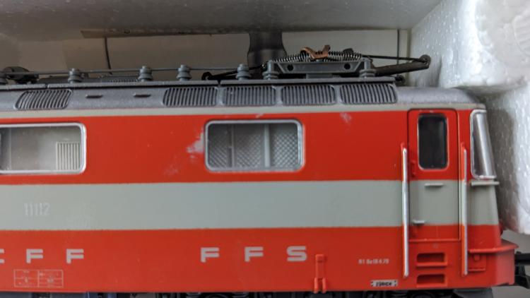 LOCOMOTIVE ELECTRIQUE 4/4 11112 SBB - LIVREE SWISS EXPRESS