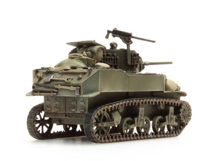 CHAR LÉGER DE L'ARMÉE AMÉRICAINE M5A1 BRISE HAIE