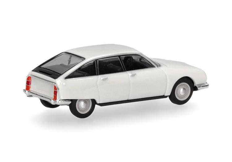BERLINE CITROEN GS DE 1977 BLANC NEIGE INTERIEUR NOIR