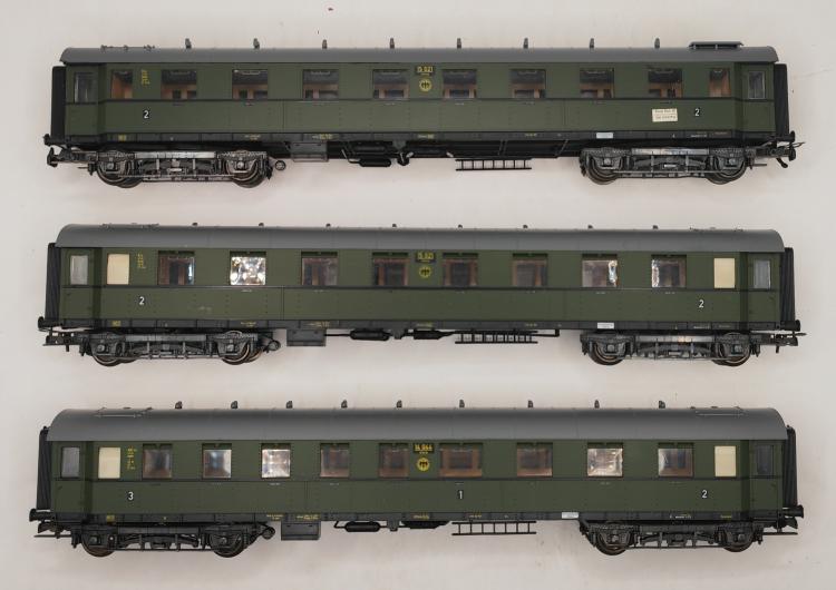 RAME COMPLETE DE 7 ELEMENTS TRAIN RAPIDE NATIONAL DRG