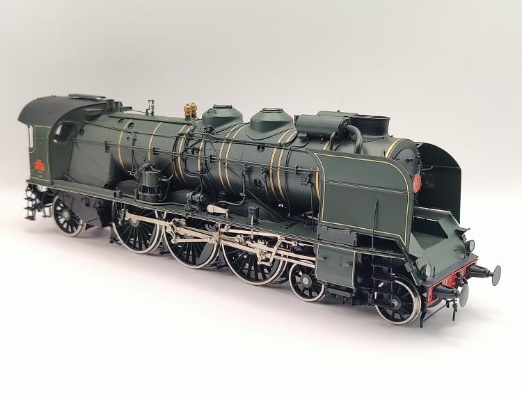 LOCOMOTIVE VAPEUR 231 K8 S TENDER 38 SNCF