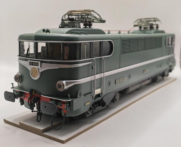 LOCOMOTIVE ELECTRIQUE BB 9404 LIVREE VERTE D'ORIGINE TOIT BAS