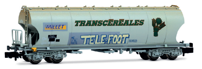 WAGON-TRÉMIE POUR CÉRÉALES À BOGIES « MILLET », AVEC PAROIS ARRONDIES, LIVRÉE AVEC GRAFFITIS « TELEFOOT »