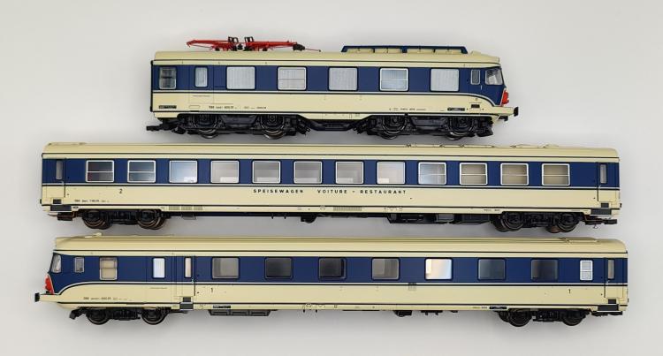 RAME COMPLETE DE 6 ELEMENTS BR4010 TRANSALPIN OBB