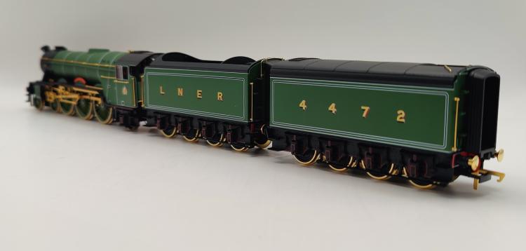 COFFRET 50ANS 1969-2019 FLYING SCOTSMAN - LOCOMOTIVE VAPEUR DOUBLE TENDER CLASS A3 4472 LNER