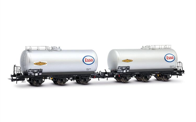 COFFRET DE 2 WAGONS-CITERNES À 3 ESSIEUX ESSO LIVRÉE ARGENTÉE SNCF