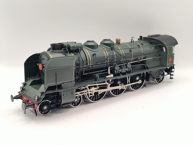 LOCOMOTIVE VAPEUR 231 K8 S TENDER 38 SNCF