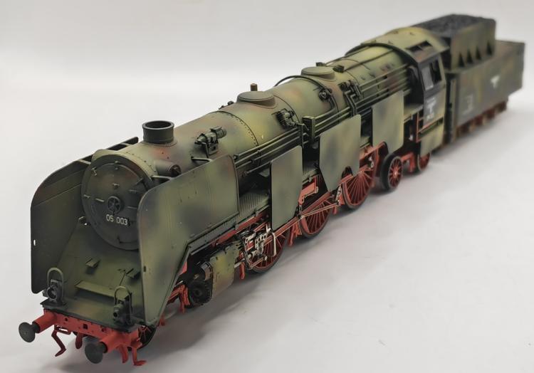 LOCOMOTIVE VAPEUR BR 05-003 DR VERSION CAMOUFLAGE