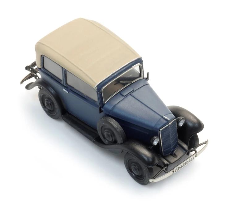 OPEL P4 CAPOT RELEVE BLEU